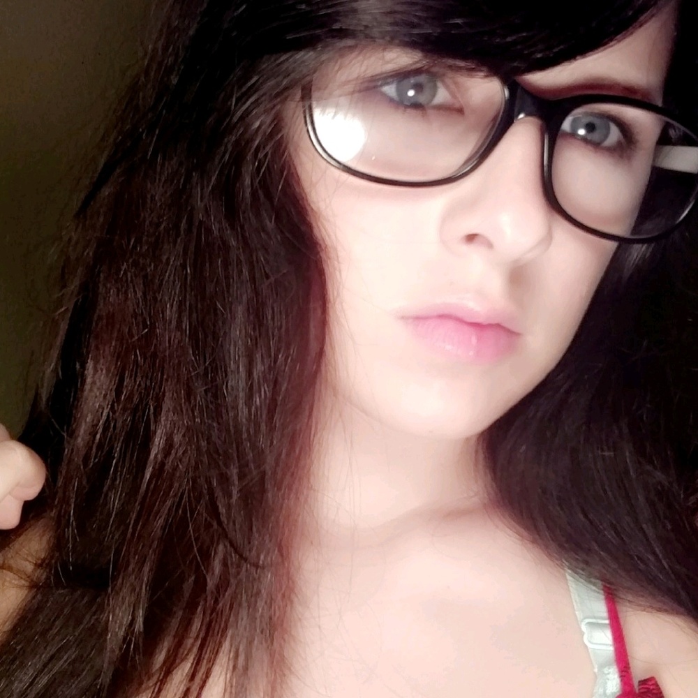 Meet your Posher, Lexie